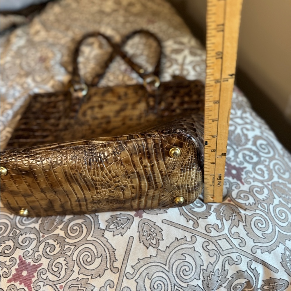 Beautiful Shoulder Bag - Picture 7 of 13